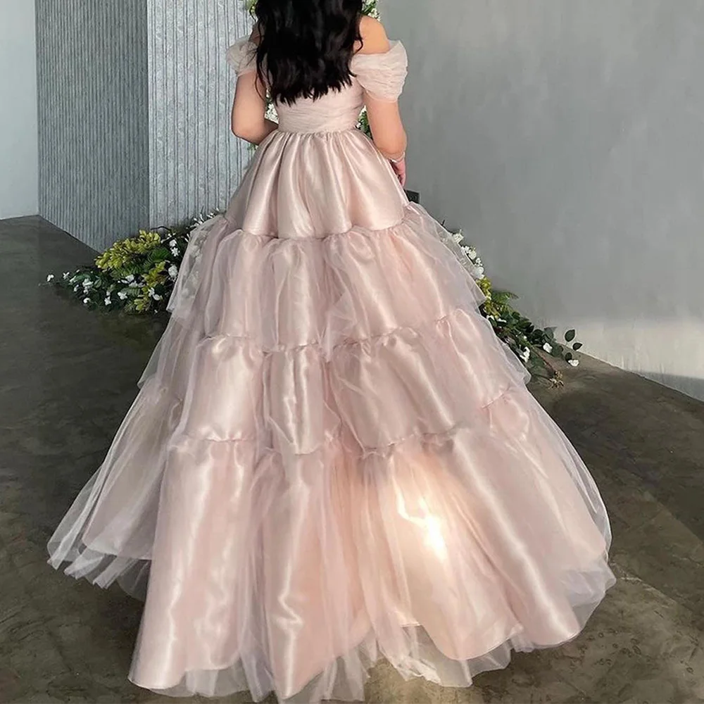 Customized Fashion Tulle A-Line Off the Shoulder Tiered Evening Dress Strapless Short Sleeves Panel Train Homecoming Dress