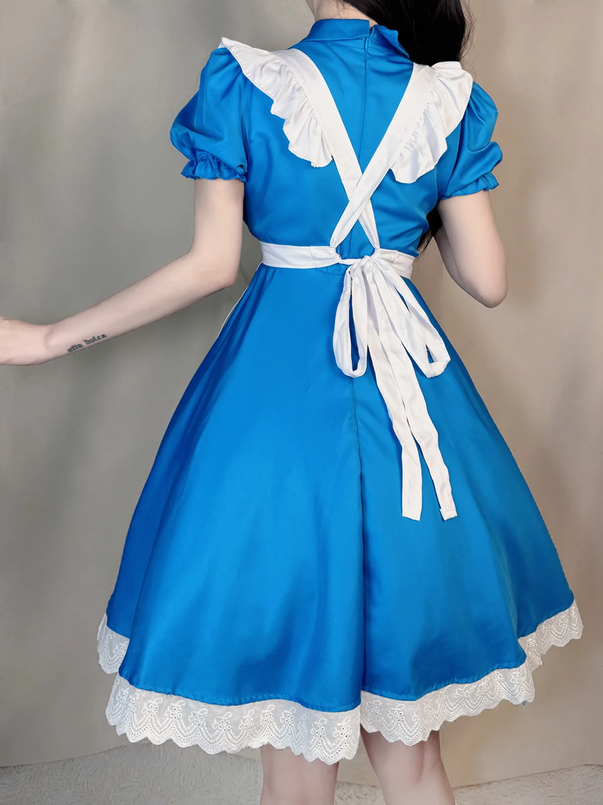 Princess Alice on the run, blue dress, maid costume, maid costume, Halloween costume, rustic Lolita stage performance costumeHot