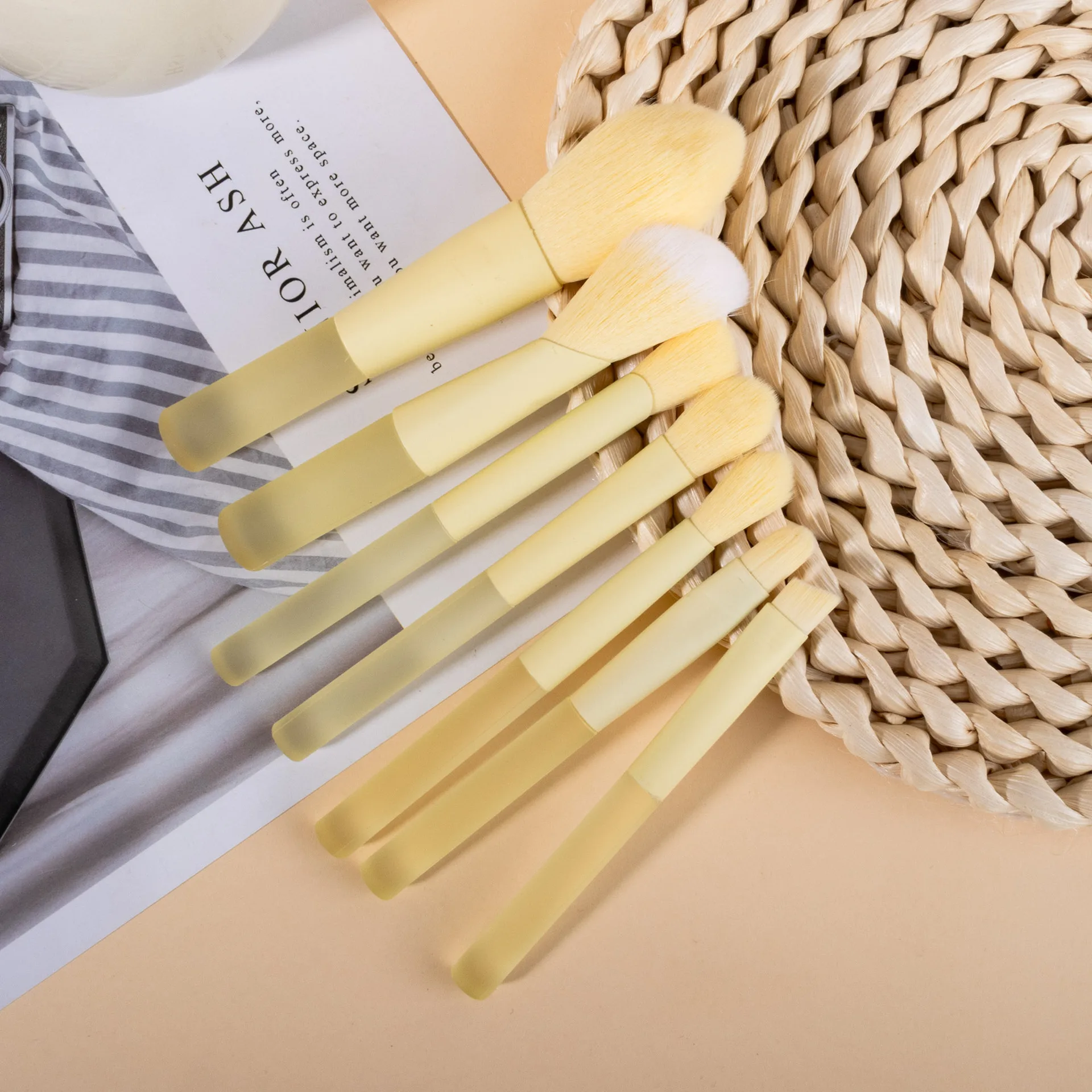7-teiliges Make-up-Pinsel-Set  – Beauty Makeup Tools Set Bewertung und Preis