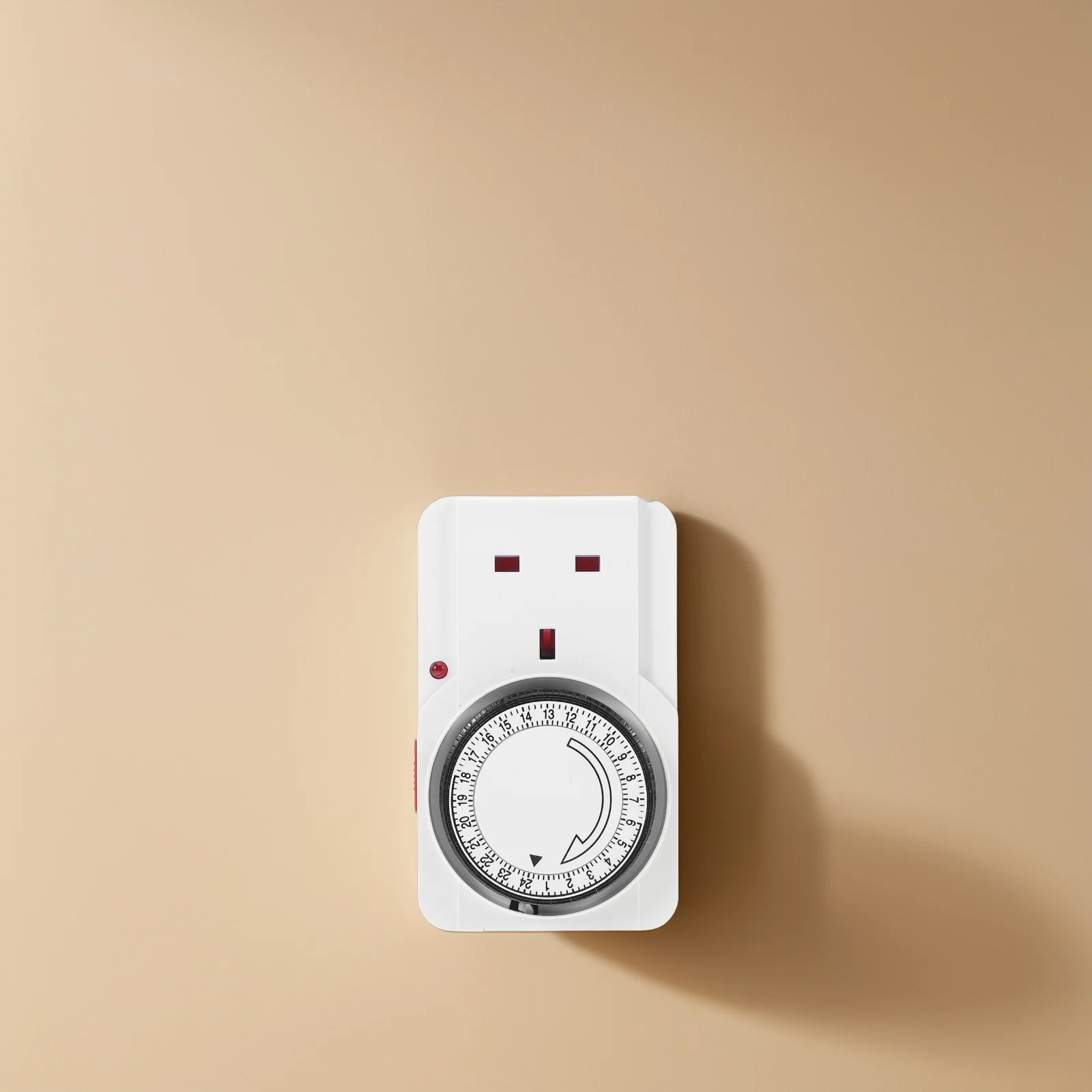 

Mechanical Timer Socket 13A Countdown Outlet Switch Auto On Off 24Hour Cycle Plug Electrical Devices Energy Saving Safe Reliable