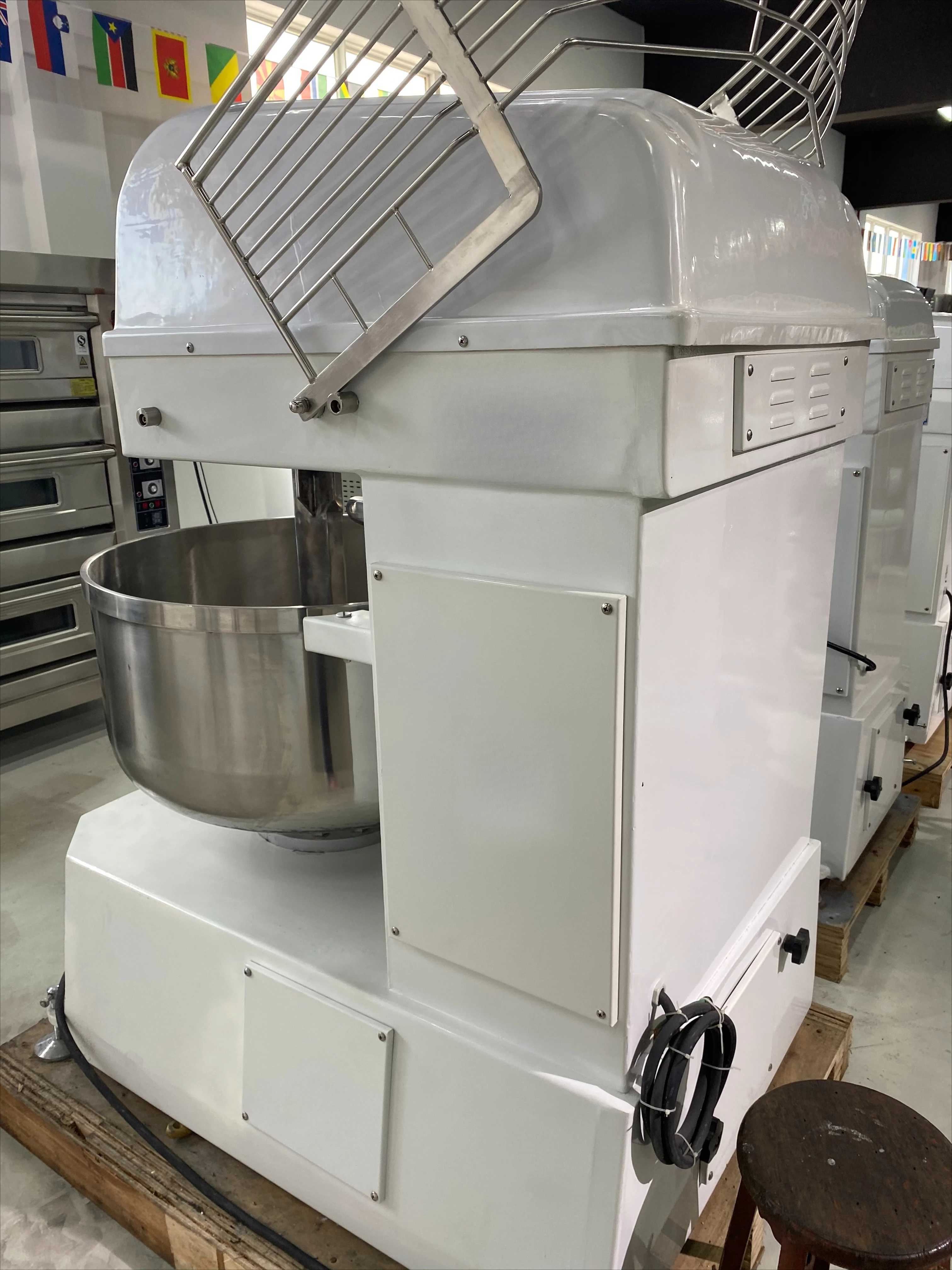Heißverkaufte Backmaschine 25k – Dough Mixer Machine Bewertung und Preis