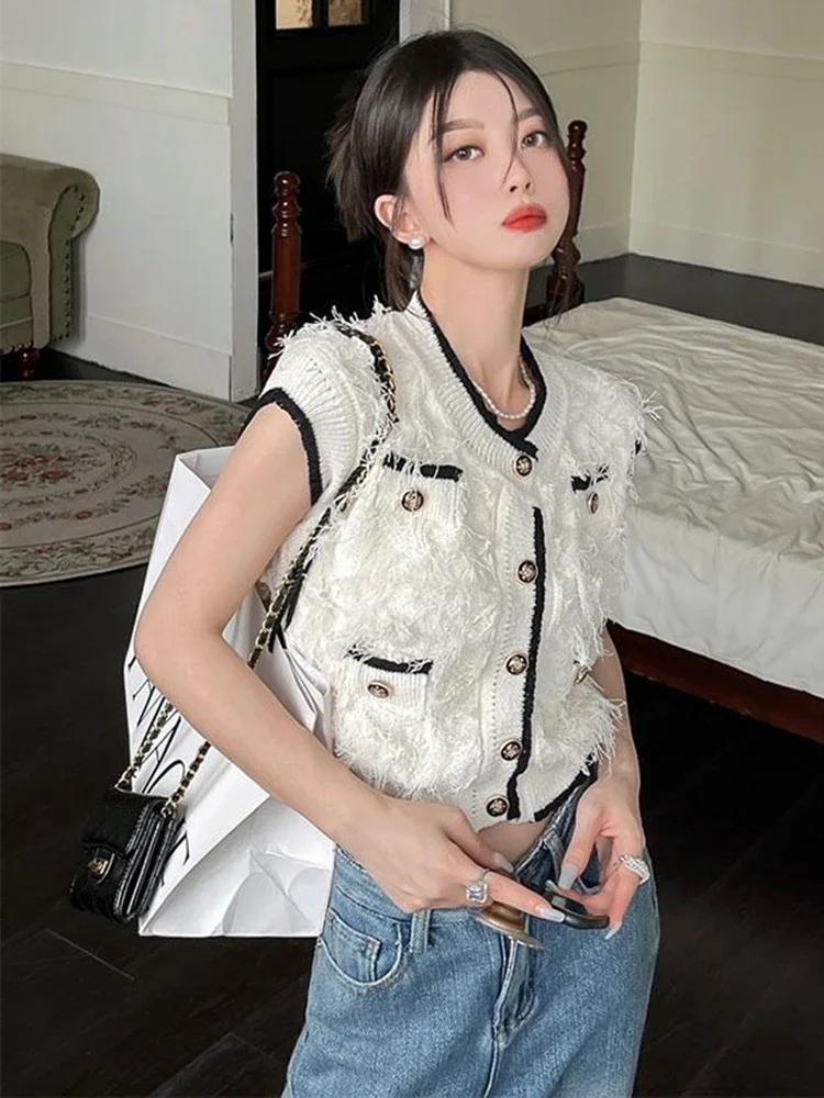 High Quality Winter French Vintage Sleeveless Jacket For Women Fashion Luxury Short Coats Tassels Outwear Knitted Tops E4326