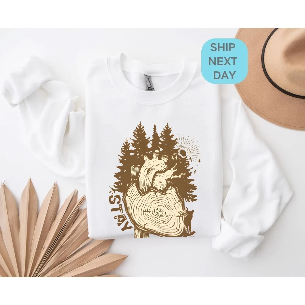 Stay Wild Heart Forest Grafik-Sweatshirts, Vintage-Boho-Unisex-Pullover mit Rundhalsausschnitt für Frauen und Männer, lässiges Oberteil mit Rundhalsausschnitt