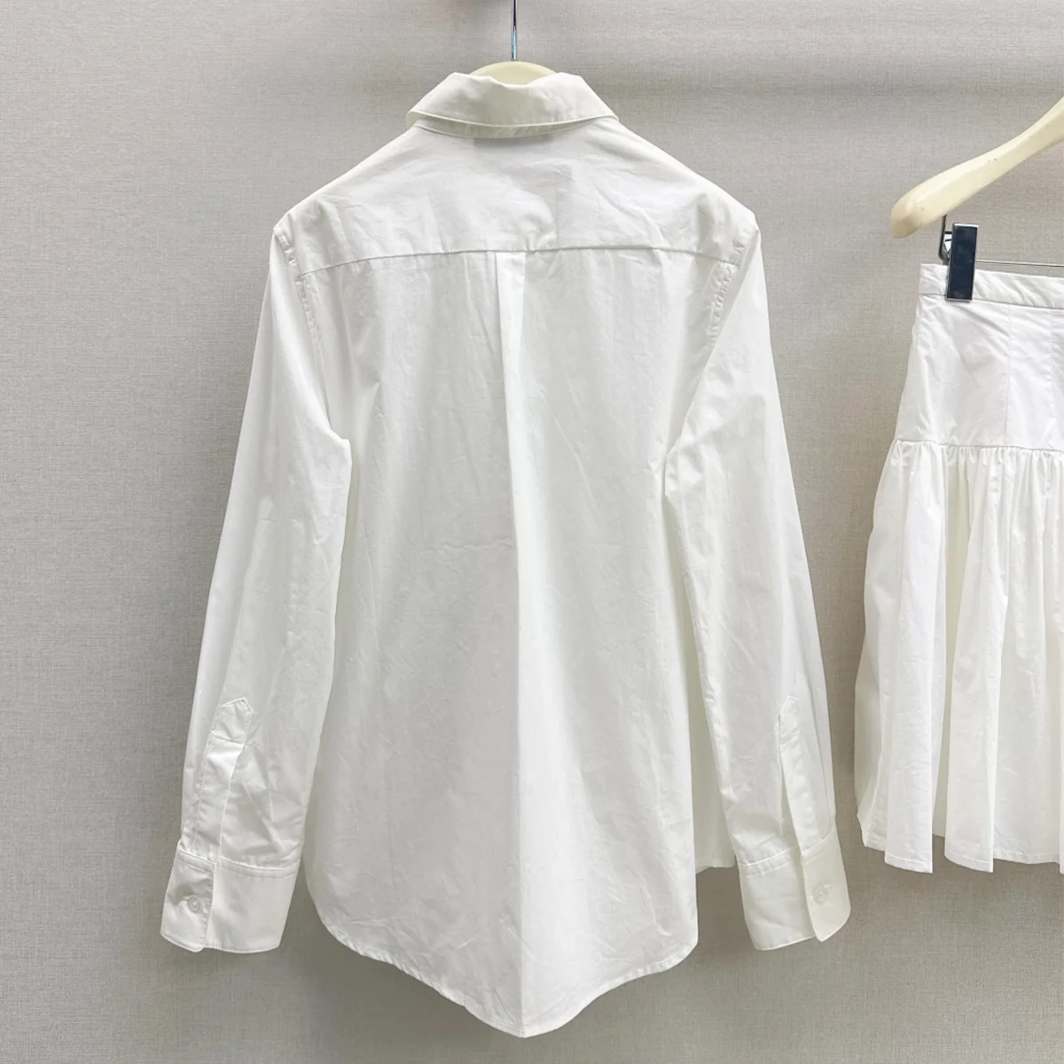 2026 high-quality new women's white lapel lace applique long sleeved shirt--hb730