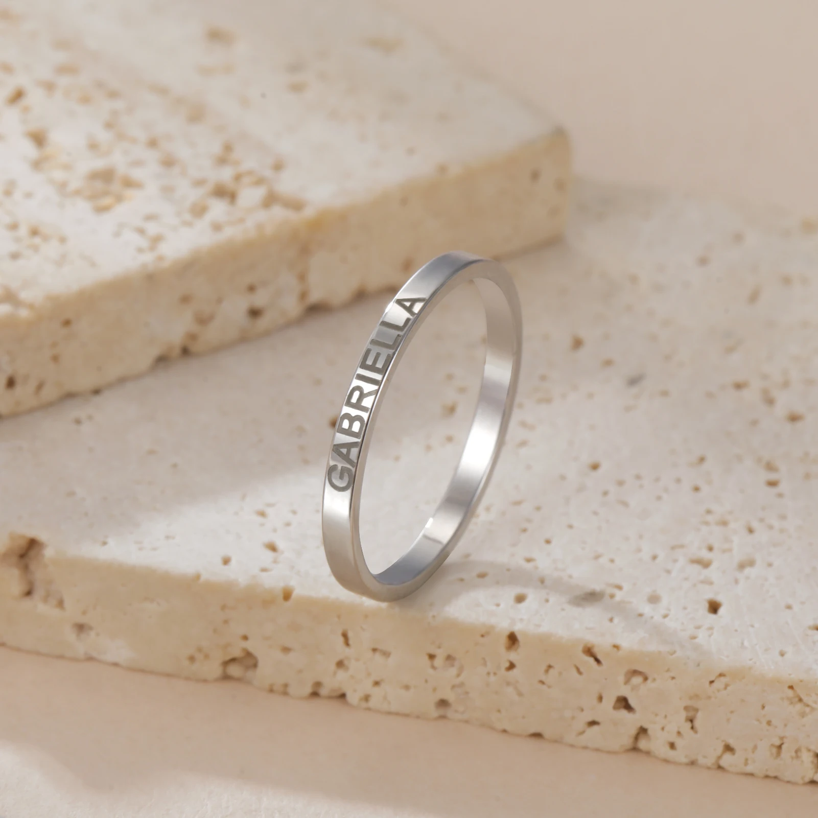 

Sipuris 2MM Custom Engraved Name Rings Stainless Steel Personalized Corrosion Simple Ring Anniversary Jewelry Weddings Gifts