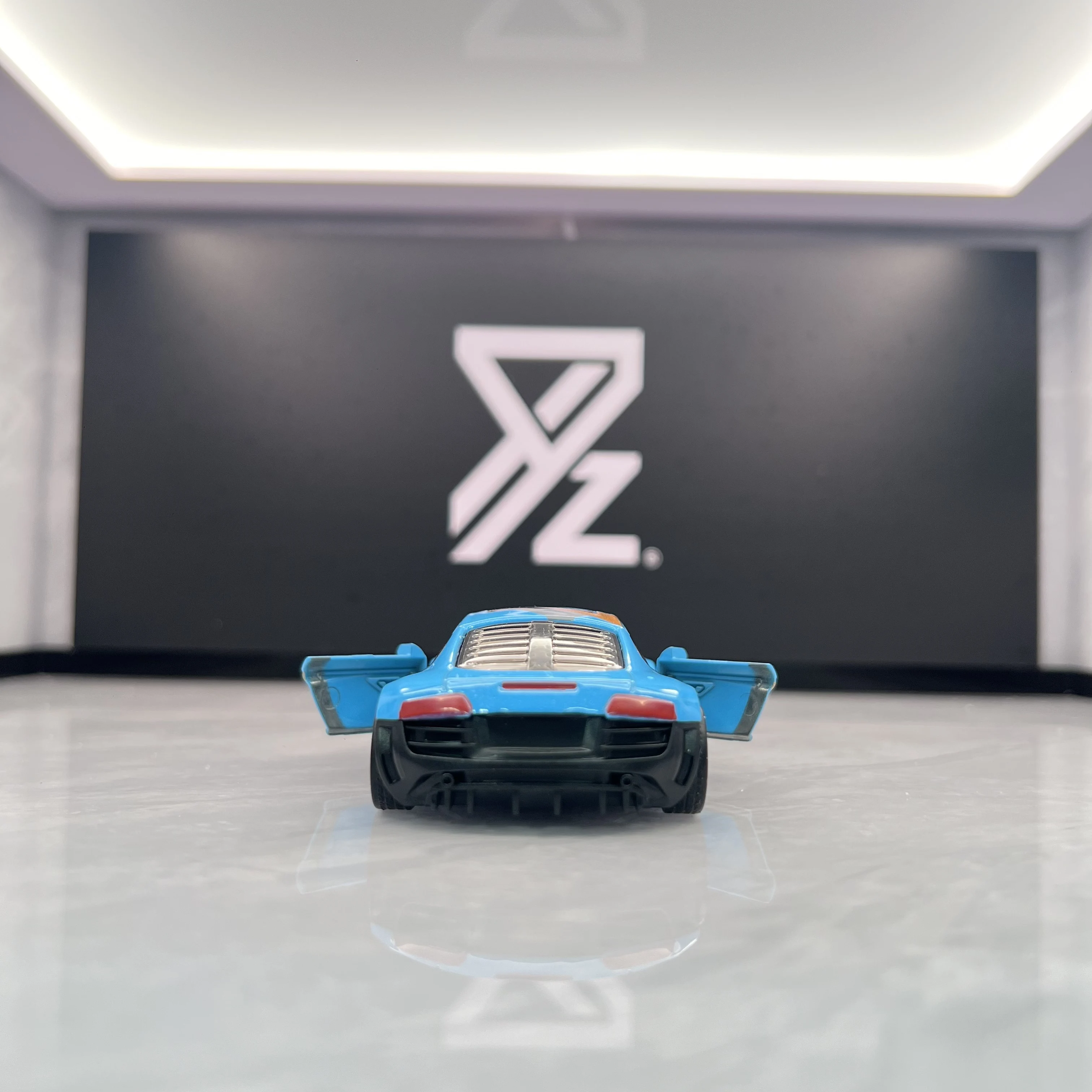 Simulation 1:43 modèle de voiture tout-terrain classique en alliage, avec fonction d'ouverture de porte, jouet pour enfants, corps en alliage moulé sous pression, jouet, fa