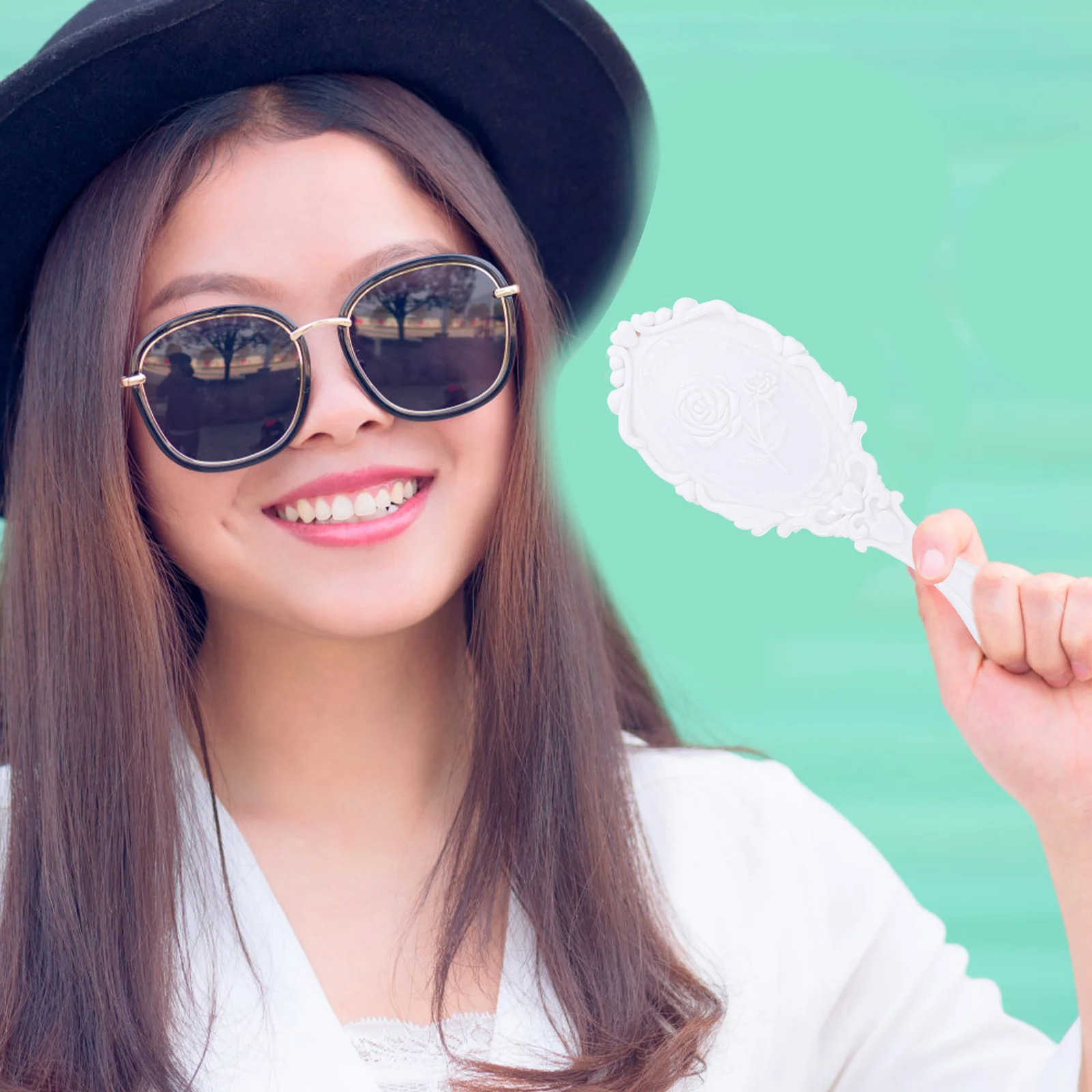 

1 комплект антистатических расчесок, винтажный стиль, зеркало, массаж головы, щетка для волос, портативный туалетный столик для макияжа, зеркало и набор расчесок