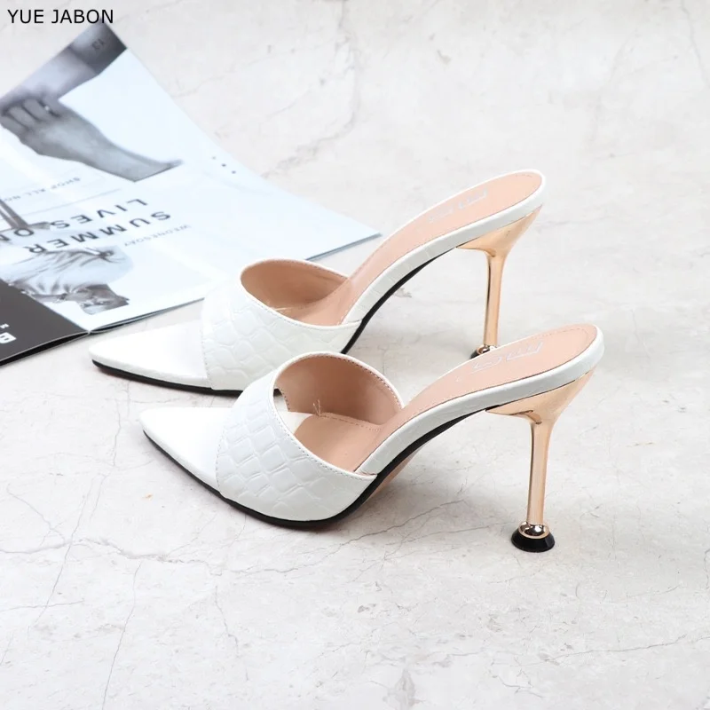 

Size 36-41 Women High Heeled Mules Sandals Red Snake Printed High Heels Summer Shoes For Women Slippers Vintage Open Toe Slides