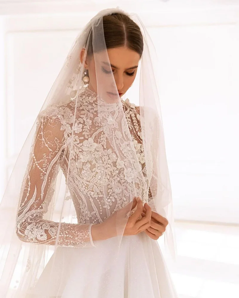 Abito da sposa di lusso con applicazioni in pizzo collo alto Tulle manica lunga cerniera posteriore con velo elegante abito da sposa da donna Robe de Mariee