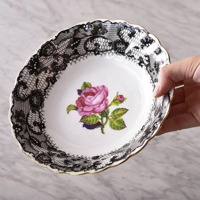 

Golden Border Rose Ceramic Plates European Classic Bone China Fruit Salad Dishes Afternoon Tea Cake Dessert Deep Plate Tableware