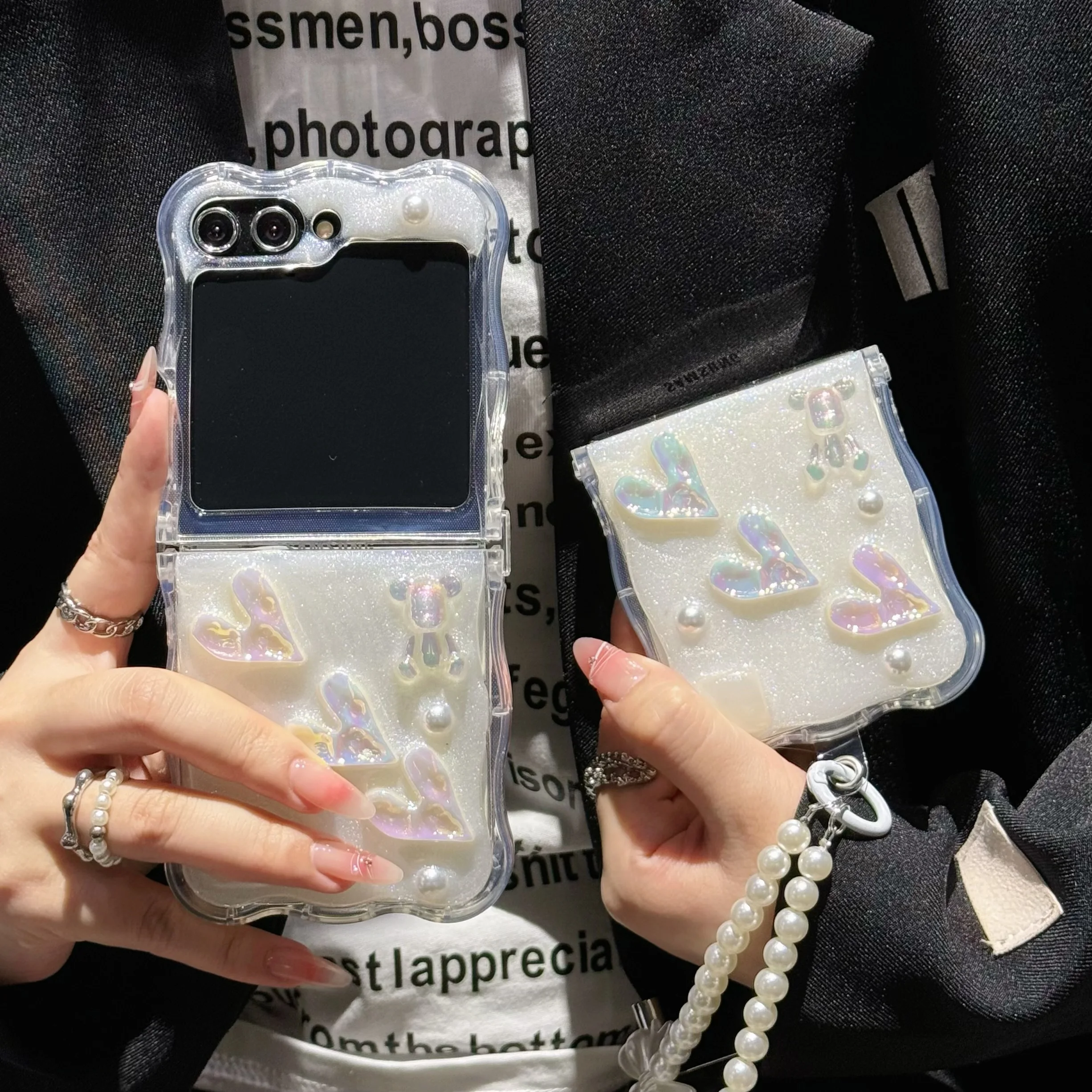 Love Little Bear Phone Case For Samsung Galaxy ZFlip 6 5 4 3 Bracelet Wave Cover For Samsung ZFlip6 With Lanyard Phone Cover