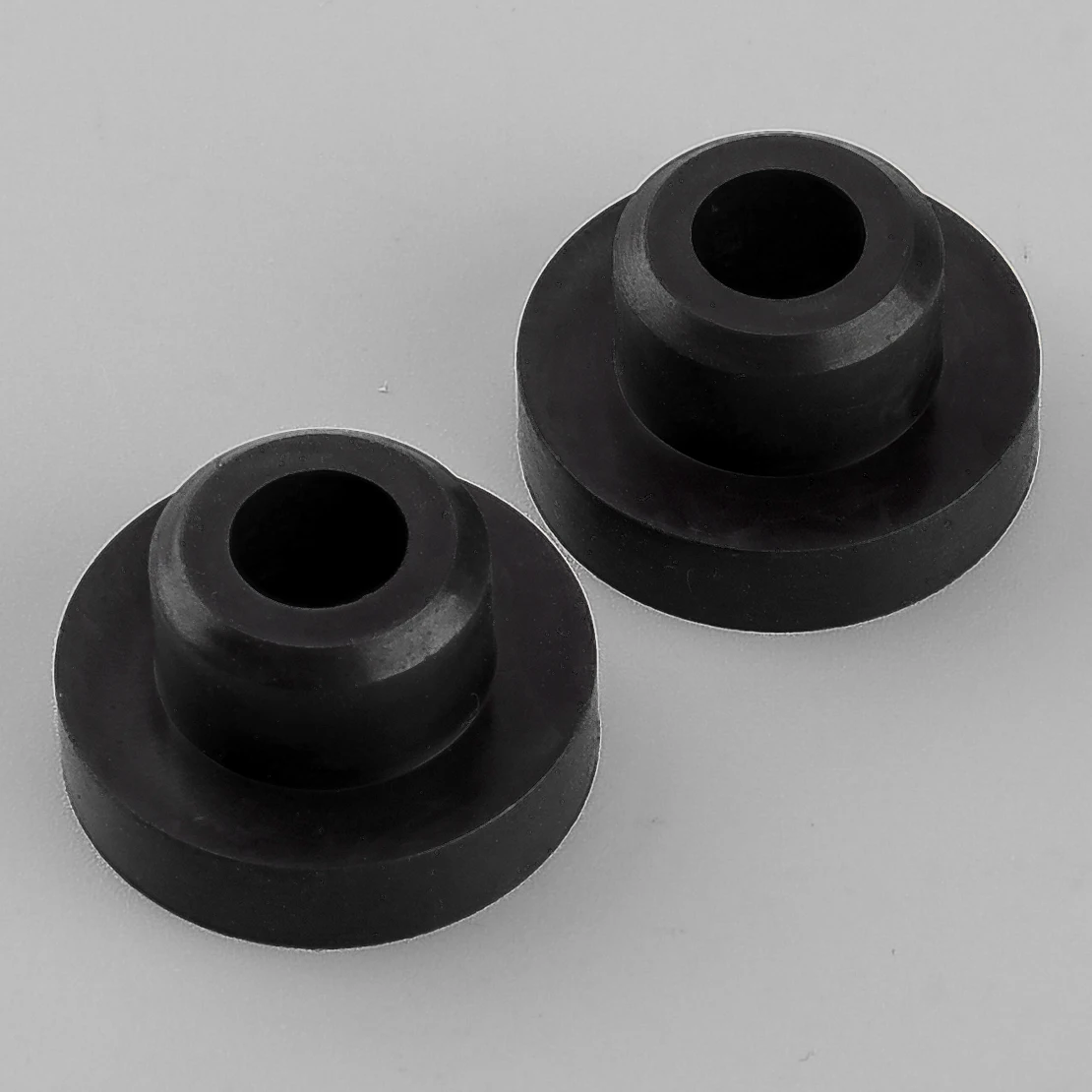 

570045500 2Pcs Fuel Tank Grommet Seal Fit for Can-Am ATV Traxter Outlander Ski-Doo Formula Grand Touring MX Z 440 Black Rubber