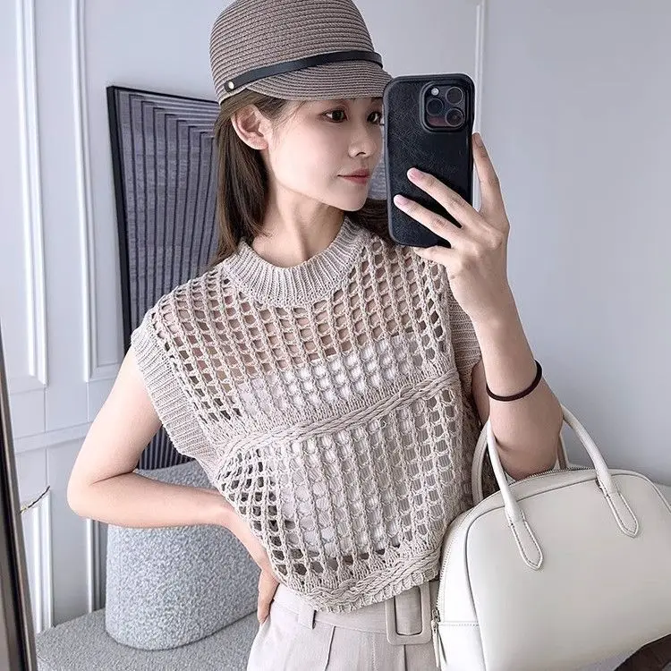 2024 New Summer Design Cut-out Knit Vest Hollow Versatile Loose Pullover Knit Sleeveless Top