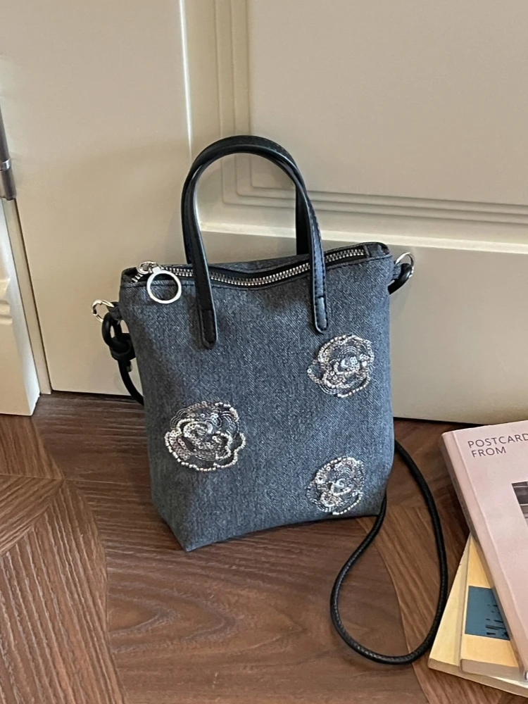Embroidered Flower Bucket Bag Women's Crossbody Phone Bag Commuter Universal Shoulder Bag Trendy Design Summer 2026