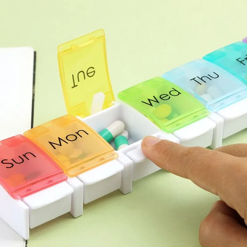 7 Boxes a Week Piano Press Pill Box Portable Single Row Pill Box Seven Days Rainbow Pill Box