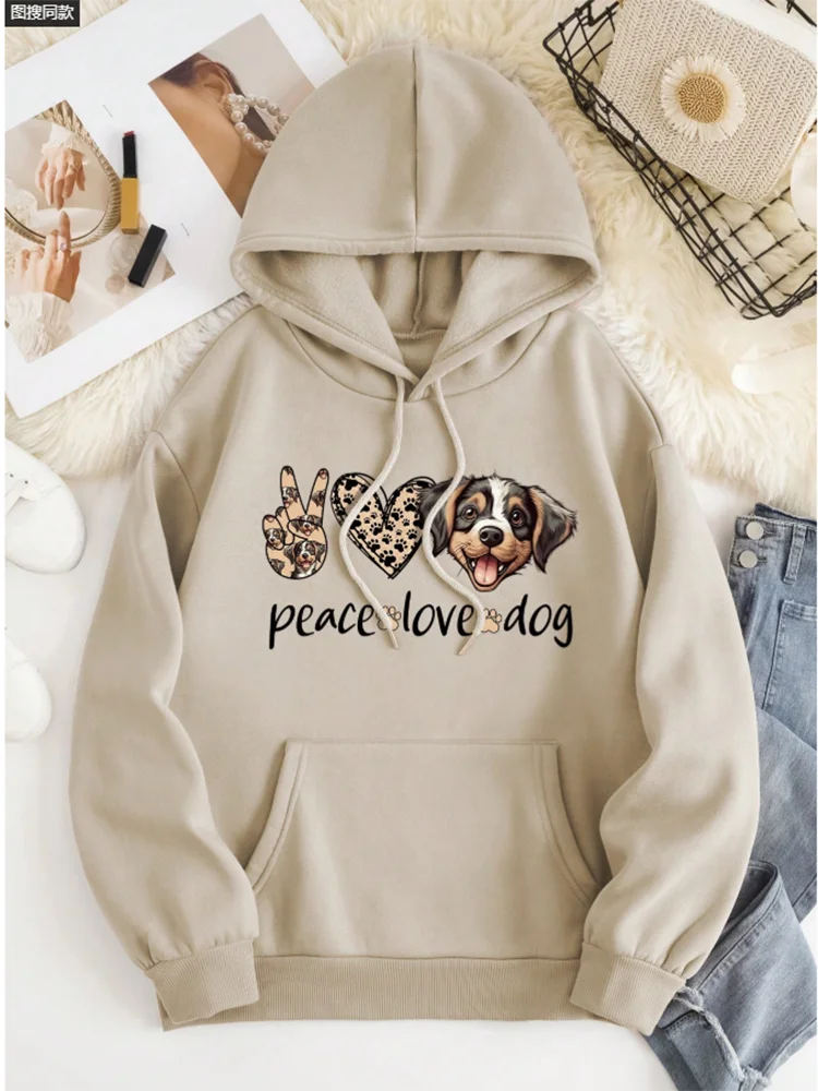 

Женская бежевая толстовка с капюшоном Peace Love Dog Graphic Print Oversized Fit Толстовка с капюшоном на шнурке Повседневная одежда для домашних животных — одежда в стиле любовников