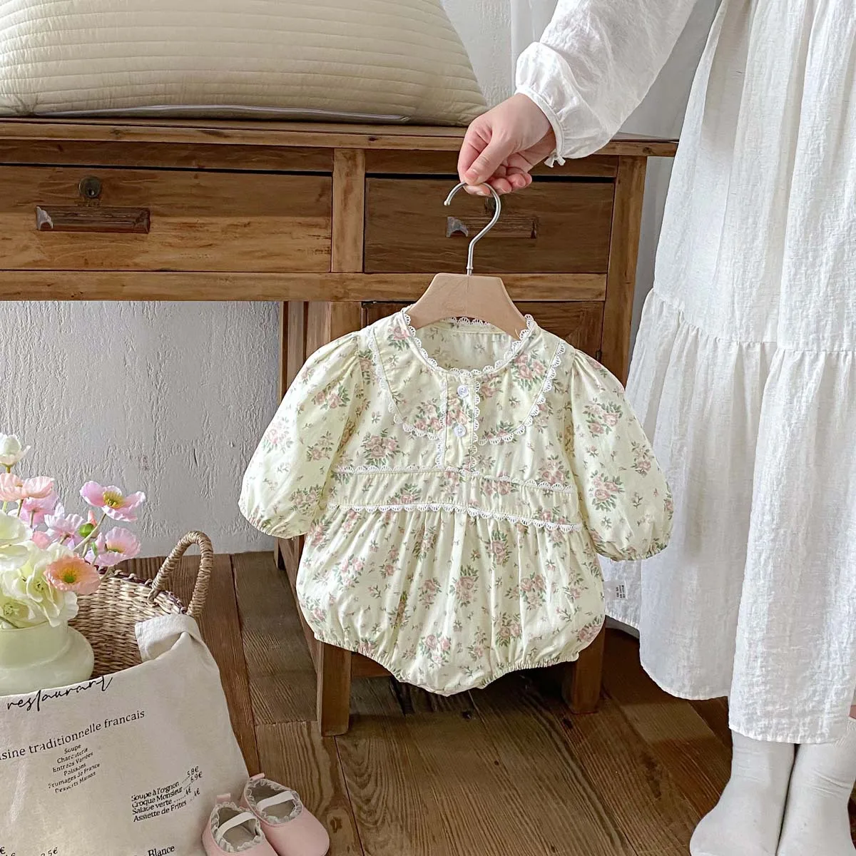 Baby Girl Spring 2026 New Floral French Lace Lace Bag Biha Clothes Baby Stylish Jumpsuit Thin Edition