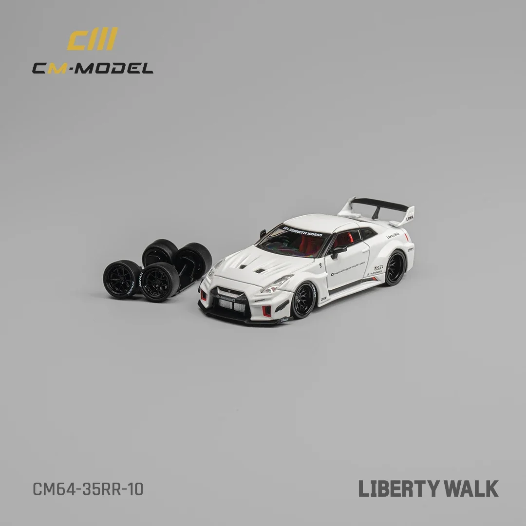 CM MODEL 1:64 LBWK Super Silhouette White Diecast Model Car