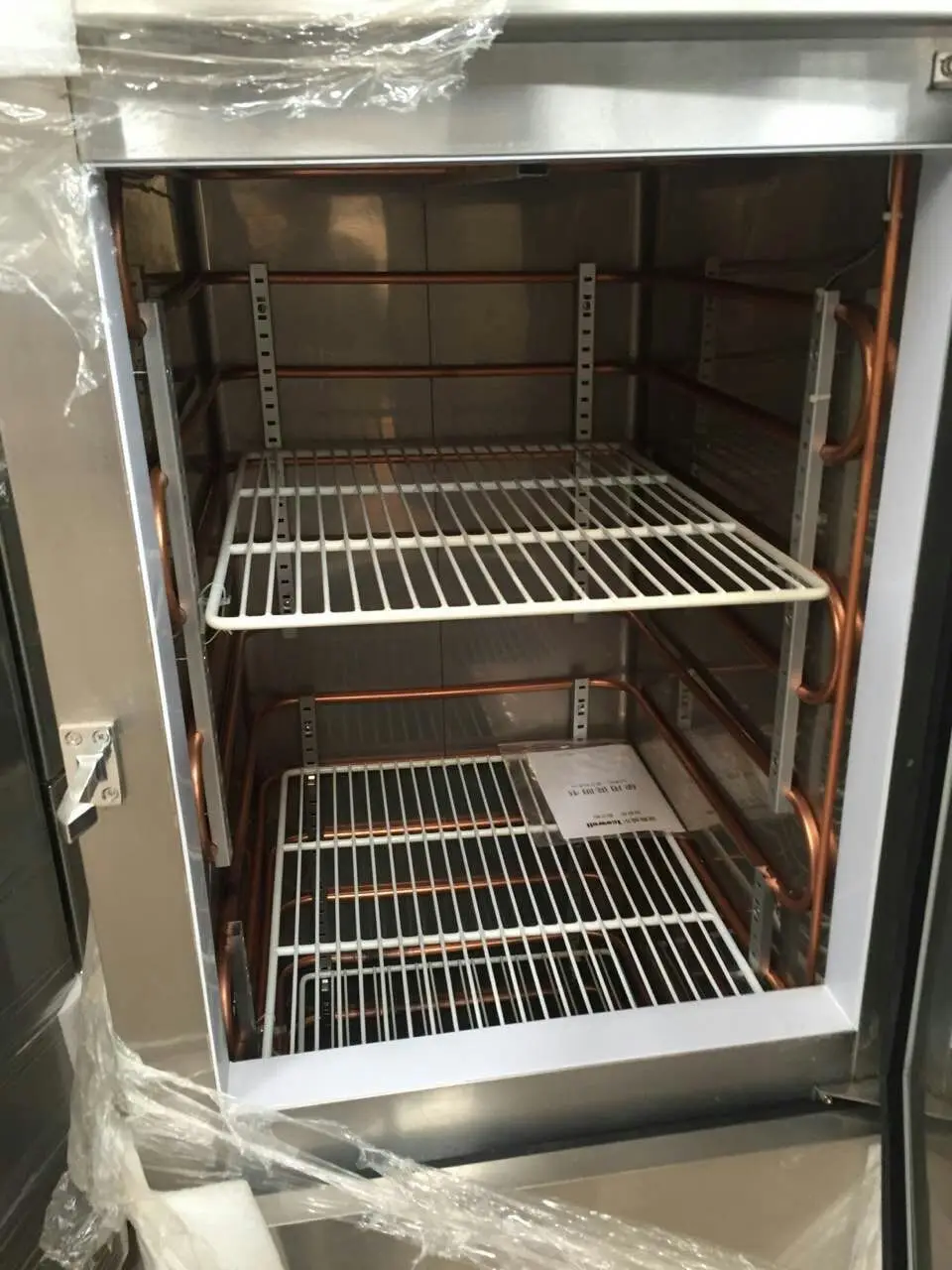 ثلاجة كيتشن إيد التجارية جاهزة بباب واحد من الفولاذ المقاوم للصدأ ومروحة تبريد مزدوجة الحرارة للمطاعم