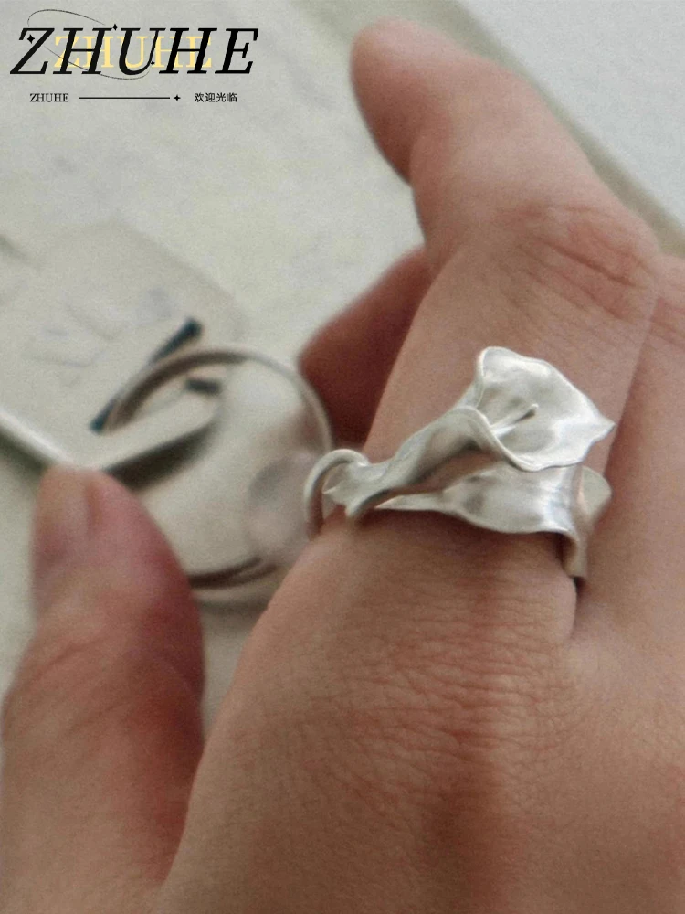 

ZHUHE The Iris Flower Adjustable Ring Is Designed As A Personalized Accessory For Women's Carnival Jewelry