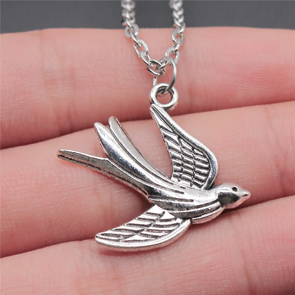 Dropshipping Antique Silver Color 30x28mm Swallow Bird Pendant Necklace For Women