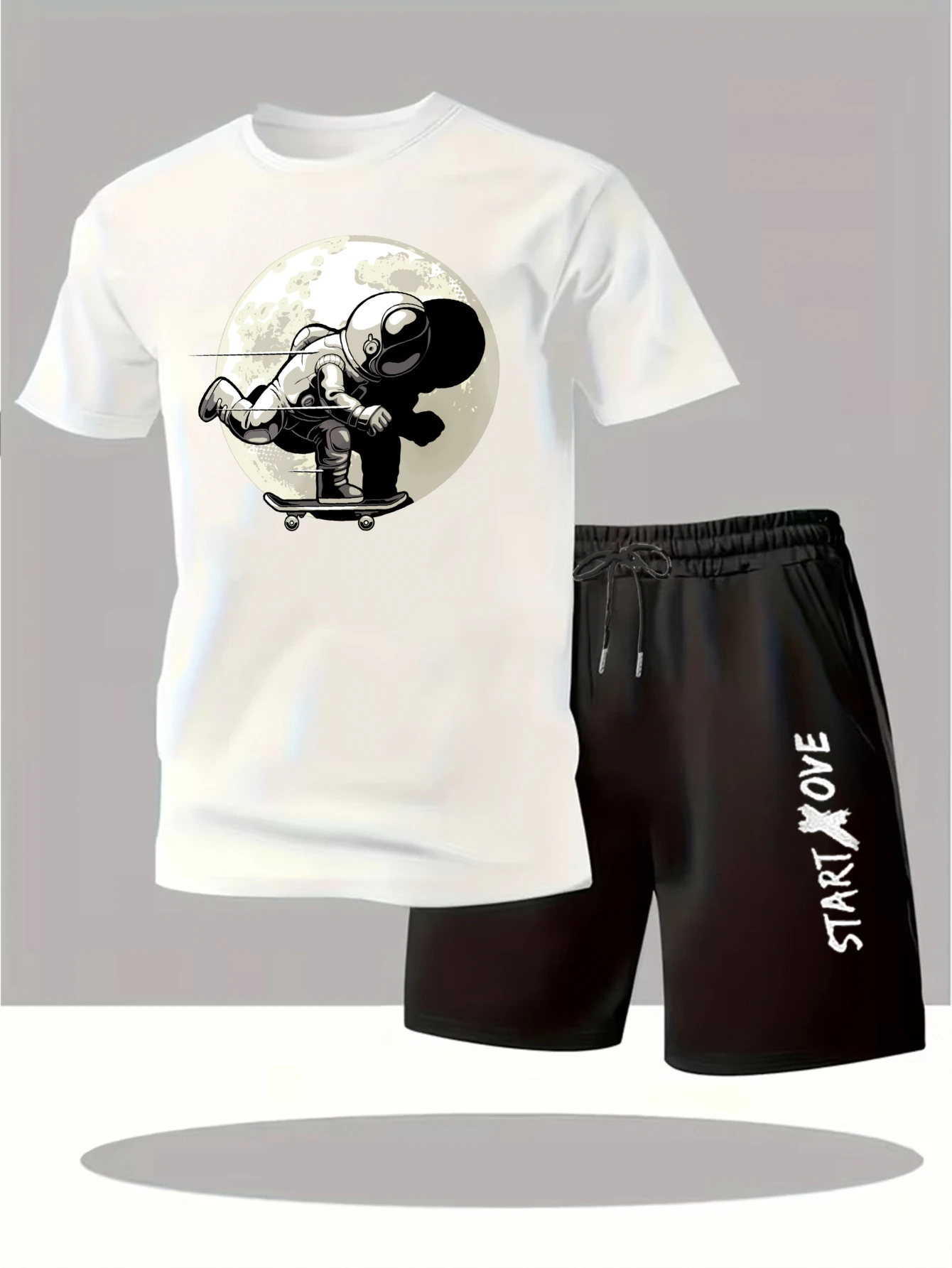 

Мужские комплекты 2025: Новинка! Модный спортивный костюм для мужчин, комплект из двух предметов, с коротким рукавом, с графическим принтом.