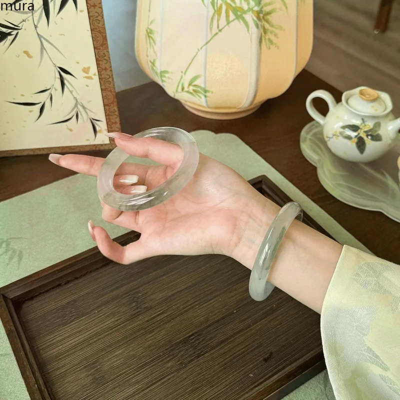 

Natural Myanmar Jadeite Bracelet Ice Candy Flowers Shallow Green Oil Qing Women's Style Circle Bracelet Geometric Shape