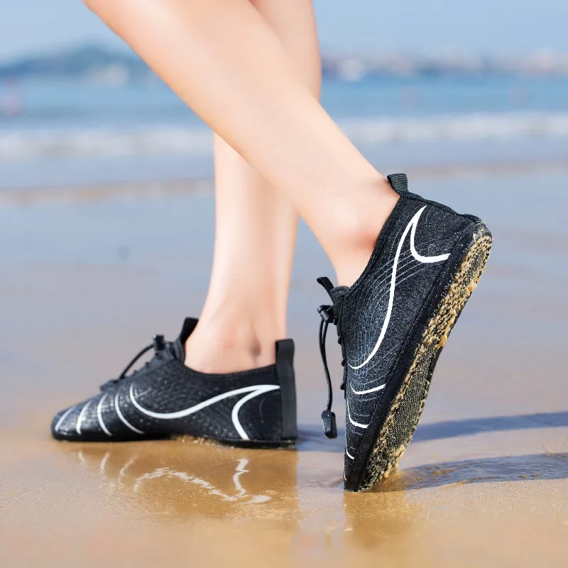 Venta caliente al aire libre senderismo interferencia rápida zapatos de agua suave versátil pesca río rastreo zapatos de corte bajo playa natación zapatos