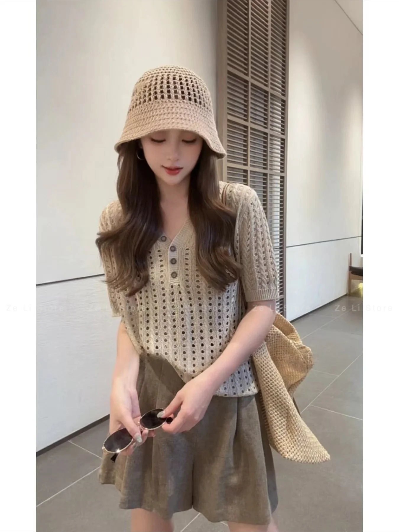

Summer 2026 New Arrival: Soft and Stylish, Relaxed Fit Women's Crewneck Pullover with Openwork Knit Design