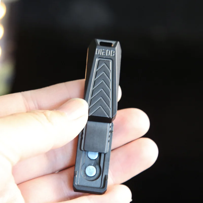 ステンレス鋼磁気プッシュカードメカニカルスライダープッシュプレート触覚コイン EDC 金属リリーフストレスリリーフおもちゃ抗ストレス