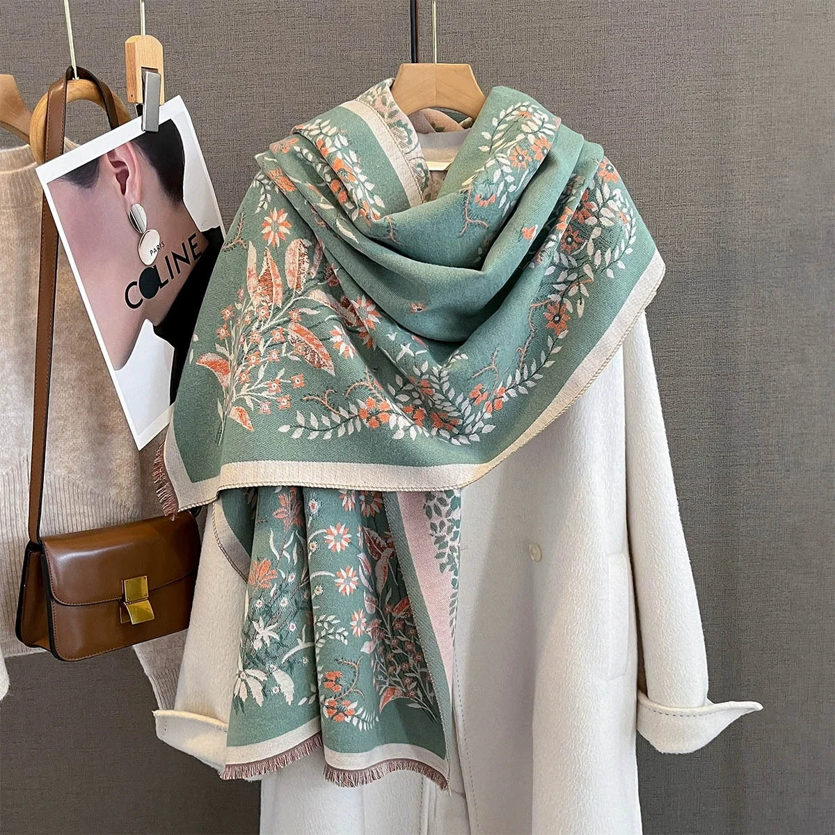 

Зимние новейшие дизайнерские двусторонние шарфы из искусственного кашемира, жаккардовые шарфы высокого качества, женская утепленная шаль, женский шарф из пашмины