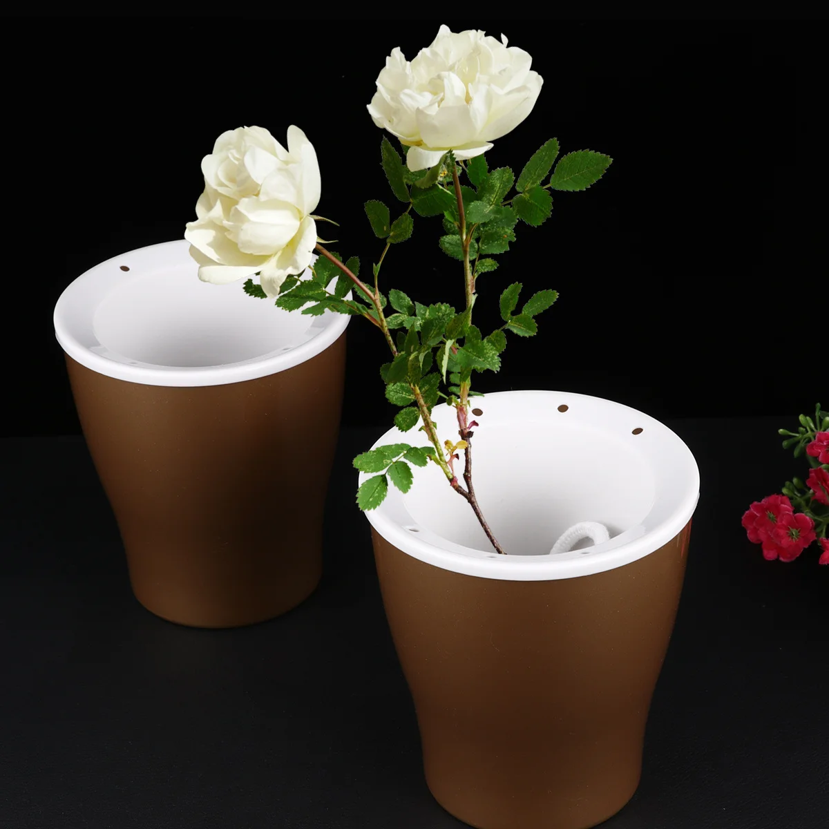 

2Pcs Large Silver Plastic Self Watering Flower Pot Planter Durable Heat Cold Resistant Plants Holder for Succulents