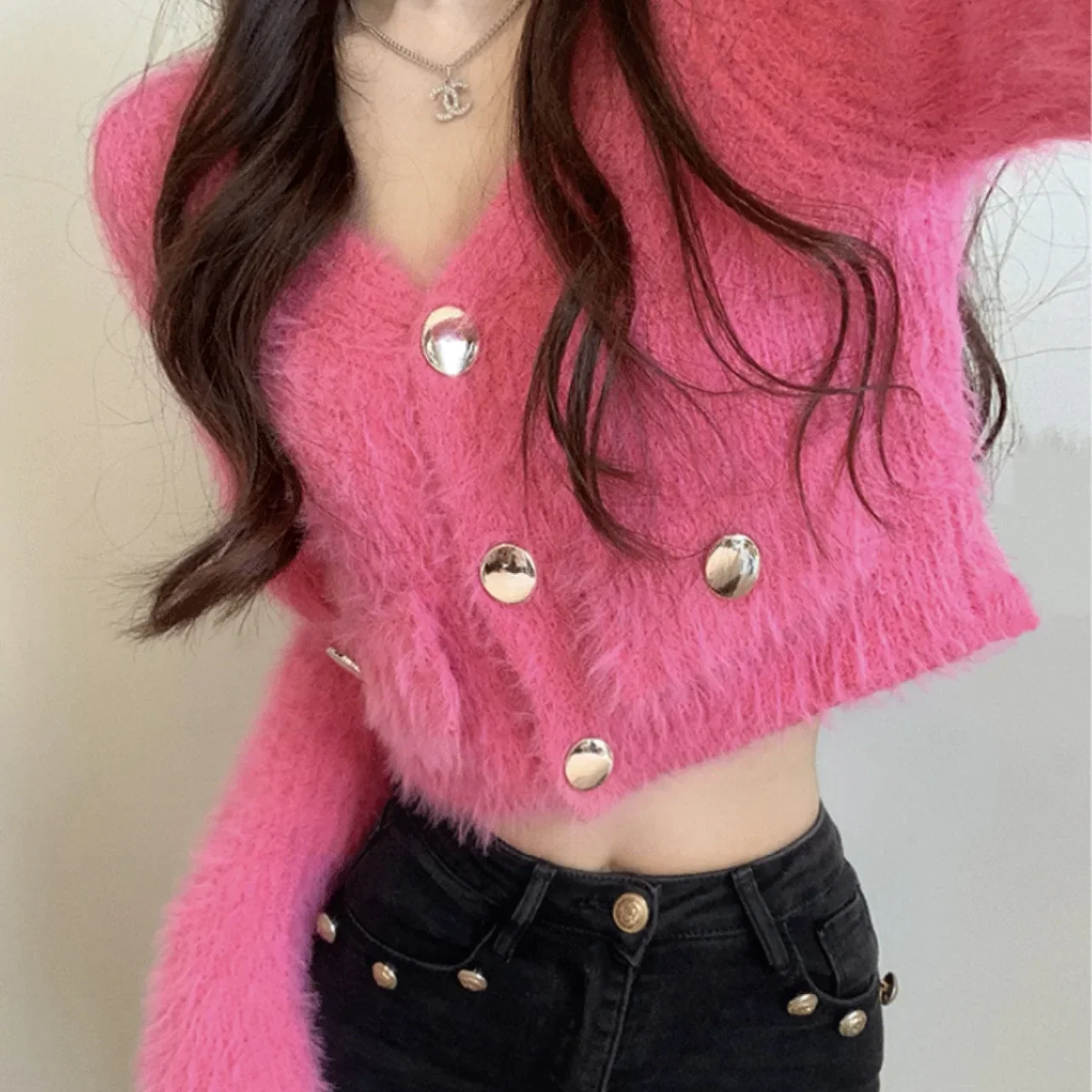 

Вязаный кардиган из искусственного меха для женщин, с длинным рукавом, укороченный, в стиле Y2K, корейский модный свитер-пальто, офисный стиль, однотонный, на пуговицах, осень 2026, шик