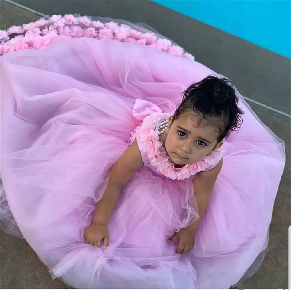 Flower Girl Dress Gorgeous Pink Tulle with Pearls 3D Floral Appliques Backless Lovely Girls Birthday Party Gowns With Long Train