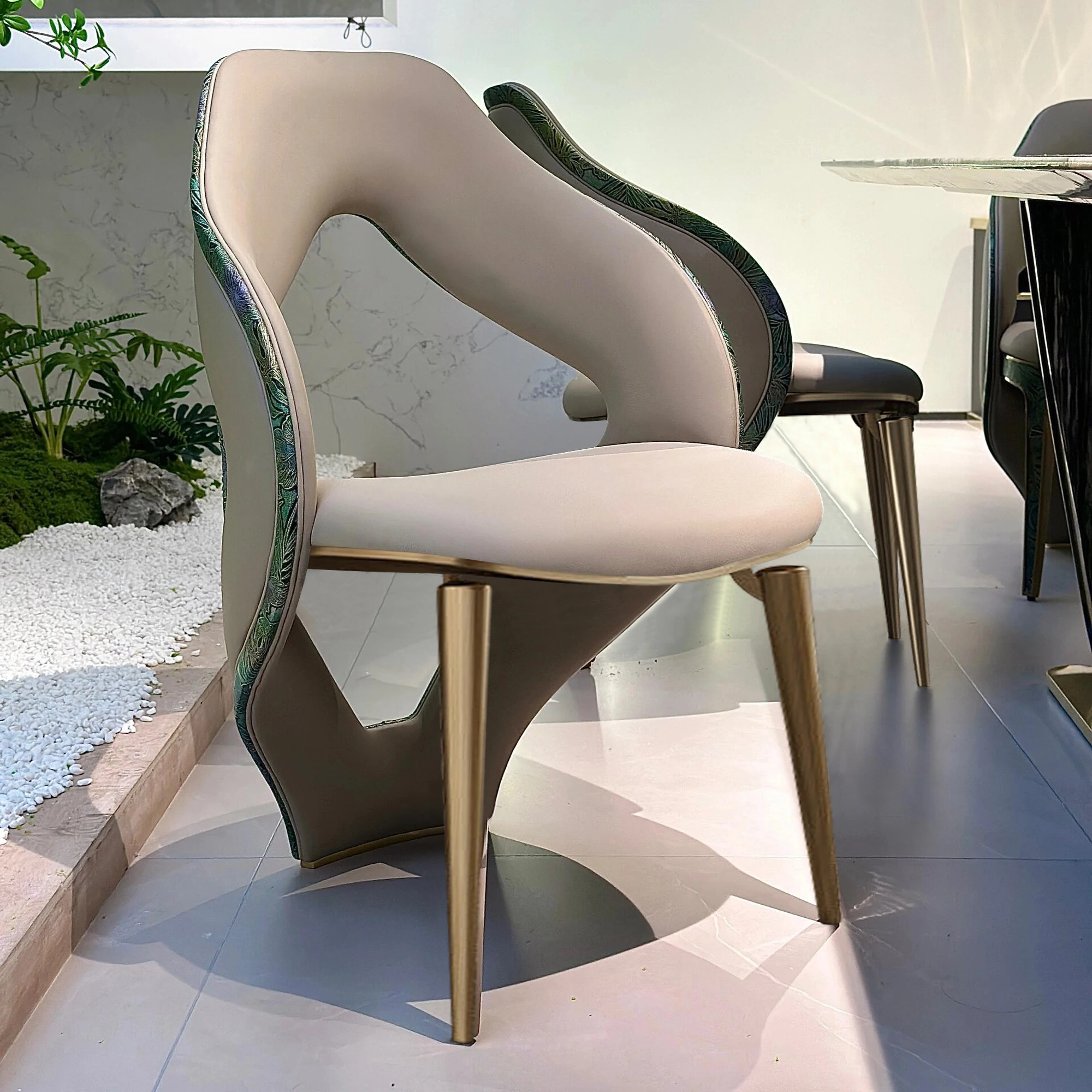 

Light luxury dining chair Home high-end art design High backrest creative chair