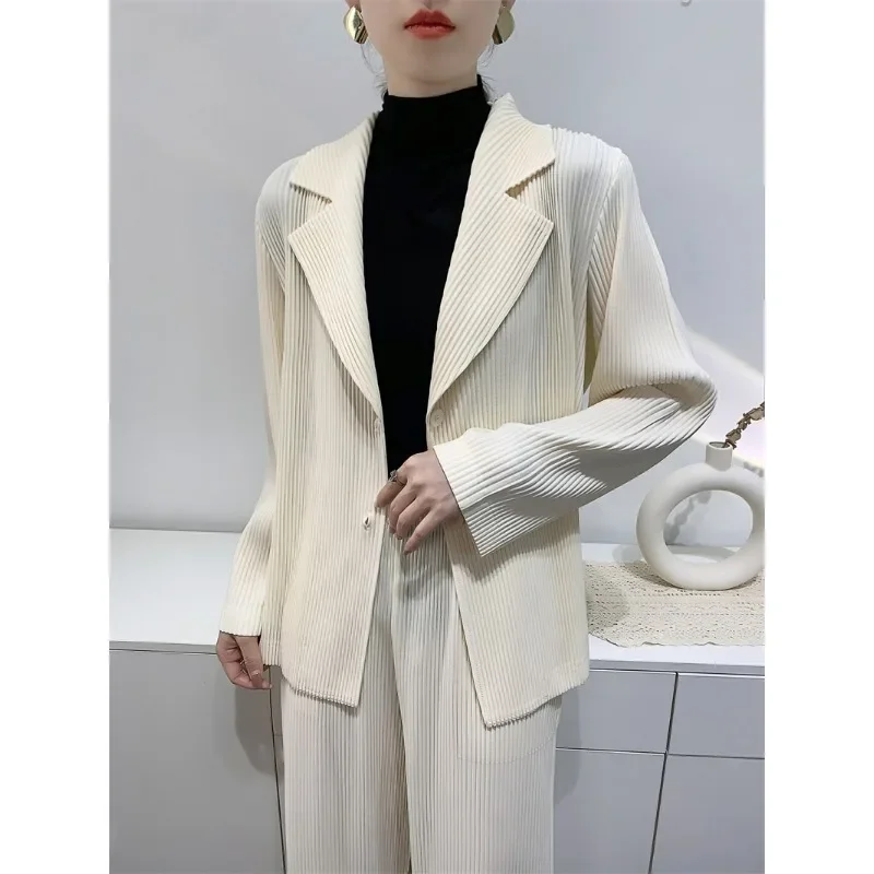 

2024 Autumn New Suit Coat Women's Set Minimalist Design Comfortable Casual Loose Pleated Top Straight Trouser Two Piece Set