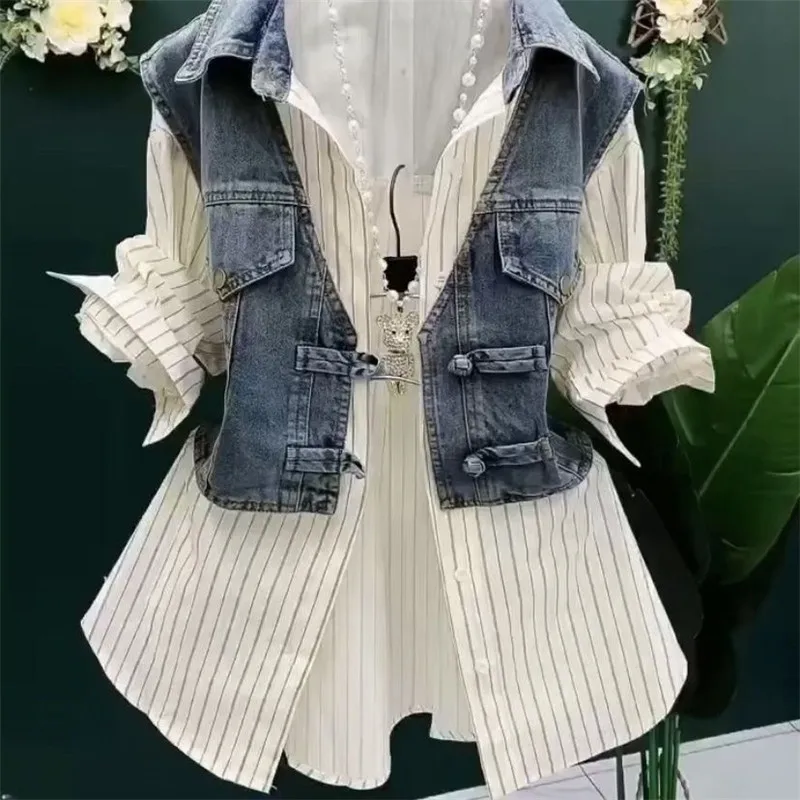 Fashion Design Sense Striped Denim Jackets Shirt Women\'s Spring Summer New cowboy Splicing Fake Two Pieces Shirt Coat Top Women