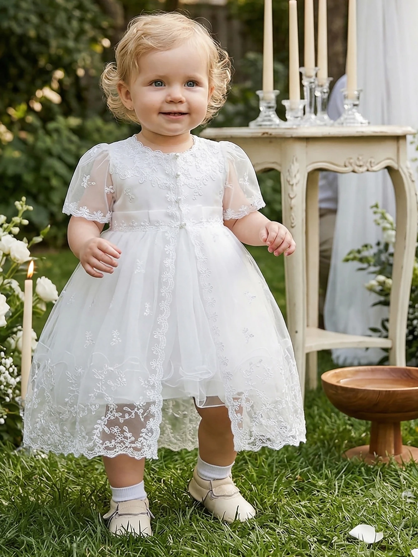 High-end White Baptismal Gown for Infant Girls Ages 0–2 Years, Featuring Delicate Lace Embroidery, Coordinated Coat and Skirt