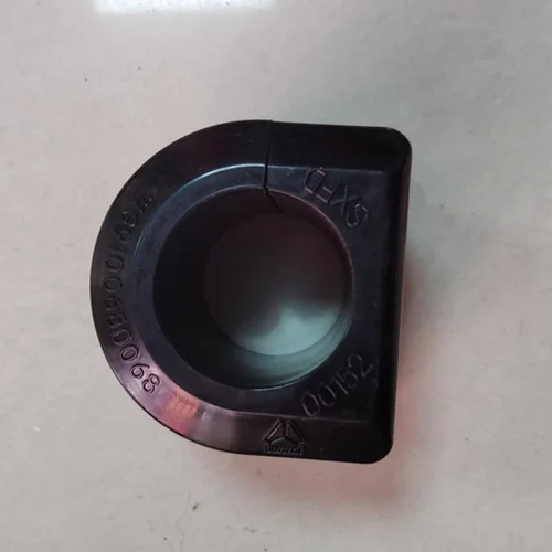 Imagen 2 del producto Buje de barra estabilizadora delantera y trasera 199100680067 199100680068 para CNHTC SINOTRUK Steyr HOWO SITRAK Balance Shaft Rubber