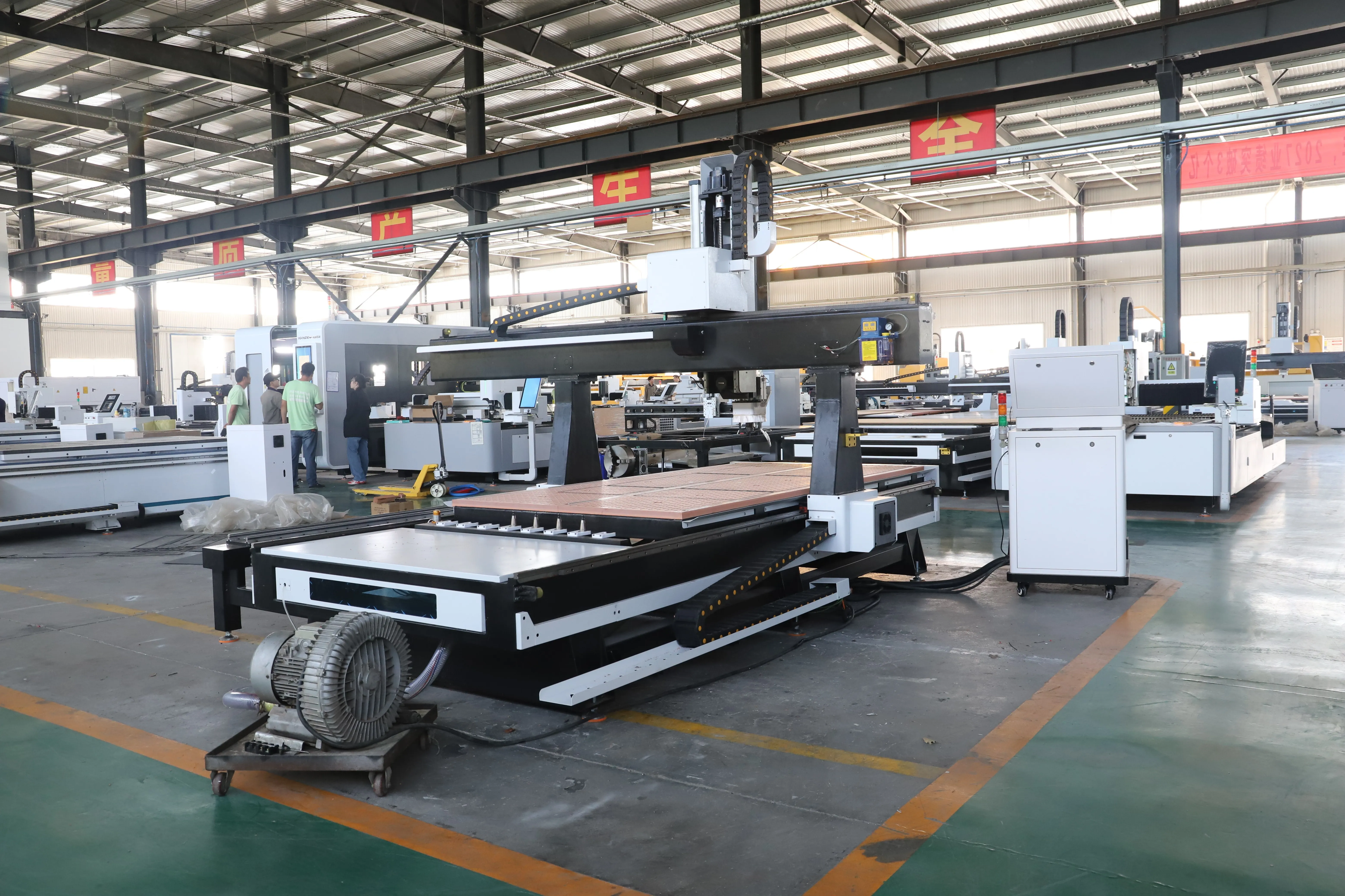 CNC Router for Solid Wood Furniture 1530 Tilting Spindle Rotary Axis Milling for Antique Reproduction Table Chair Molding