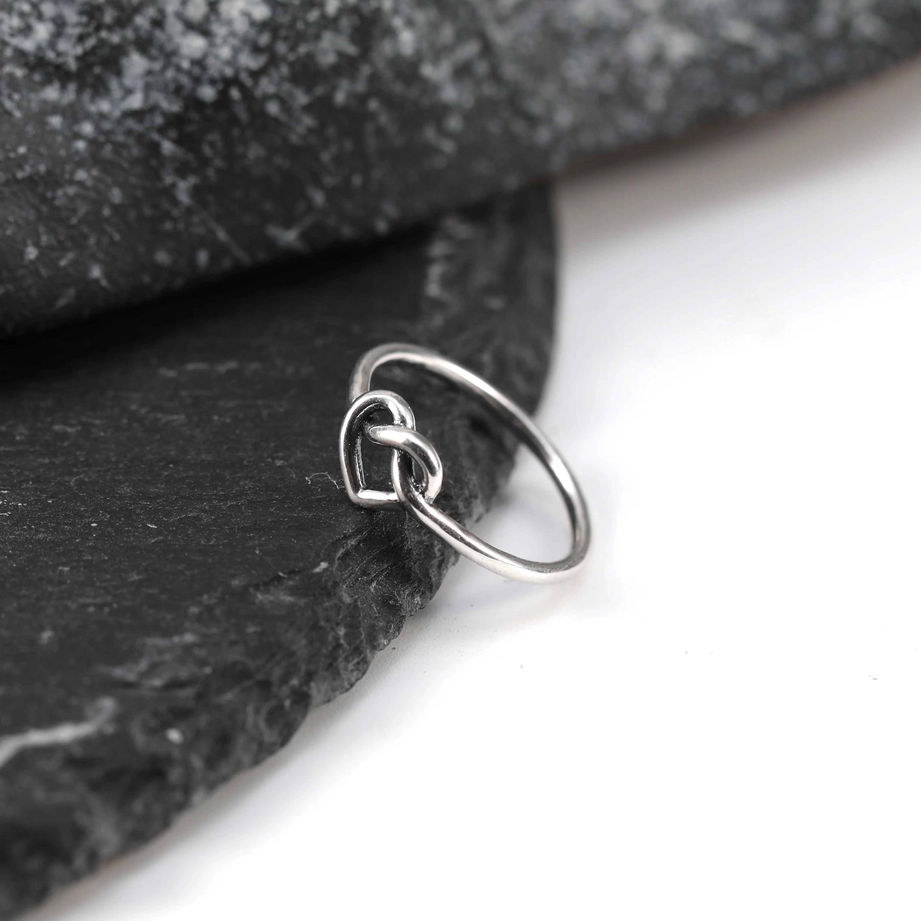 

R005 genuine 925 sterling silver Delicate Heart Knot Ring