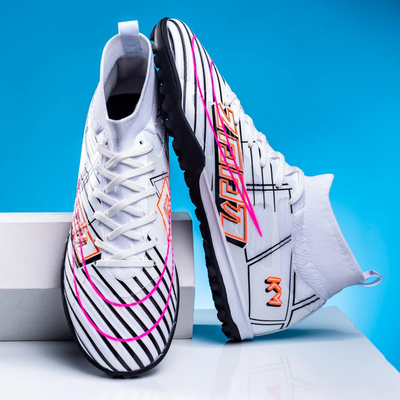 

Hot Selling Autumn Outdoor Cushioned Adult Football Shoes Rebound Comfortable Sports Shoes Lightweight Soft Support Nail Shoes