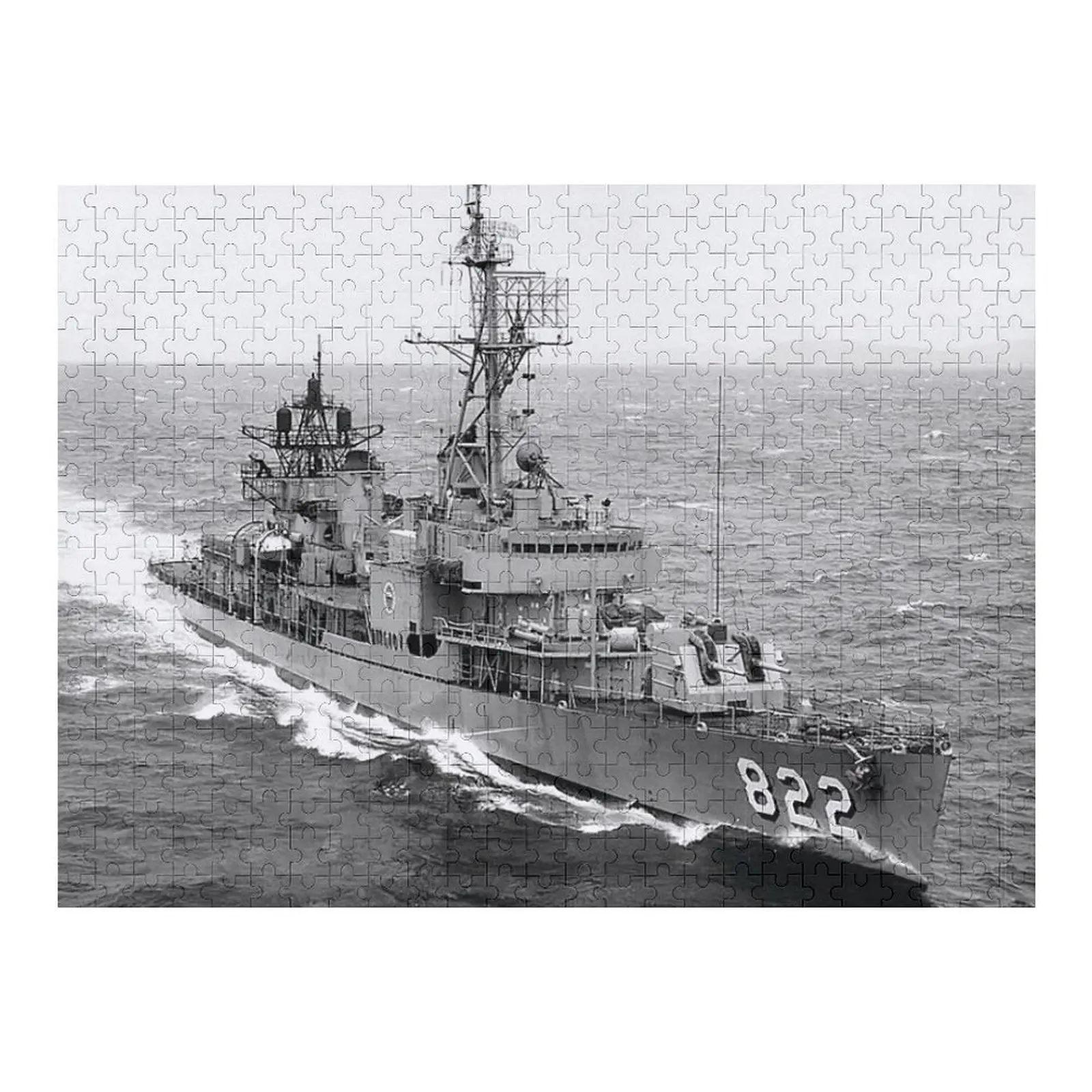 Puzzle z motywem sklepu okrętowego USS ROBERT H. MCCARD (DD-822) - personalizowane z zdjęciem, zabawka dla dzieci, puzzle.