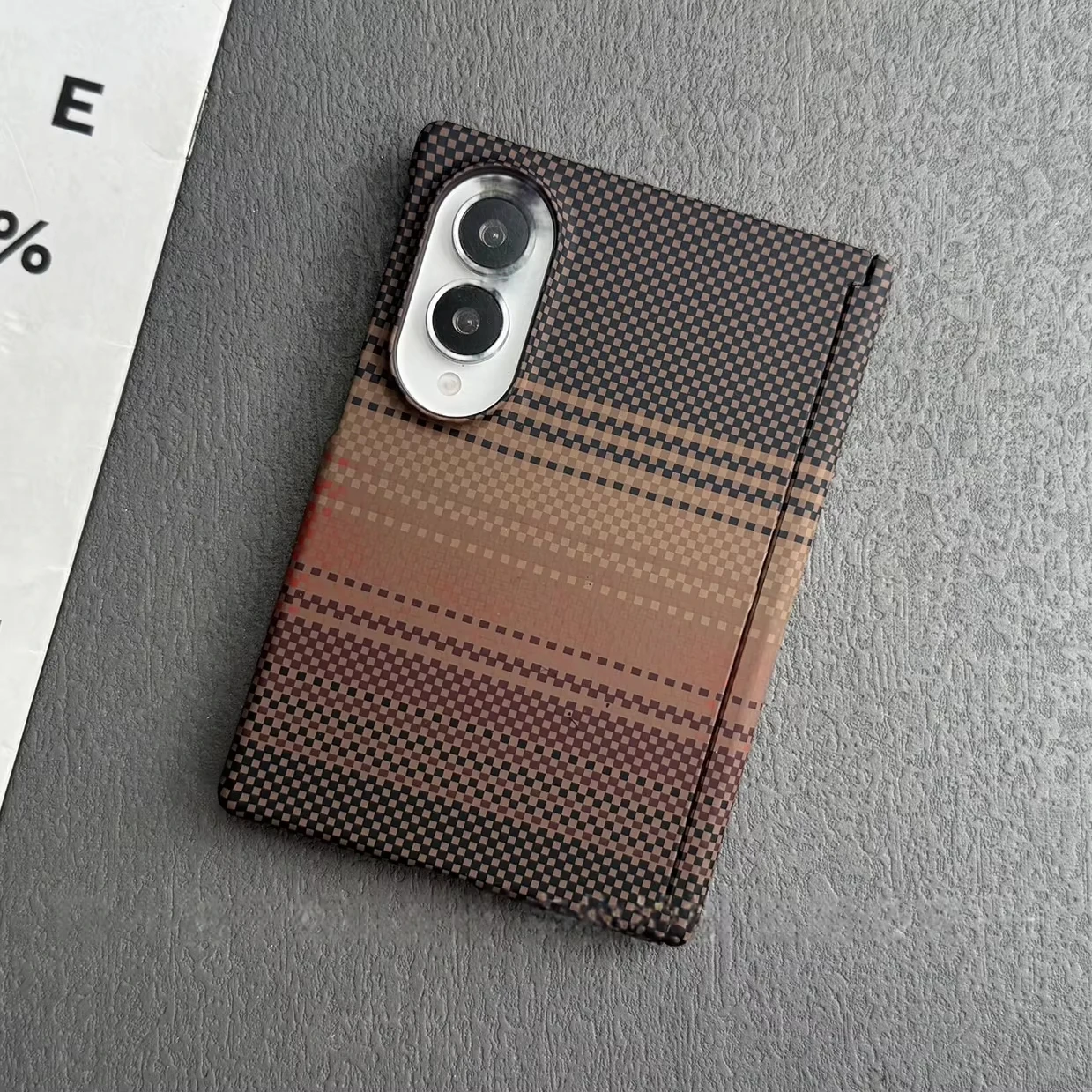 For Samsung Galaxy Z Fold 8 Case Magnetic Carbon Fiber Central Hinge Protection Cover for Samsung ZFold 8 Wide Magsafe Cover