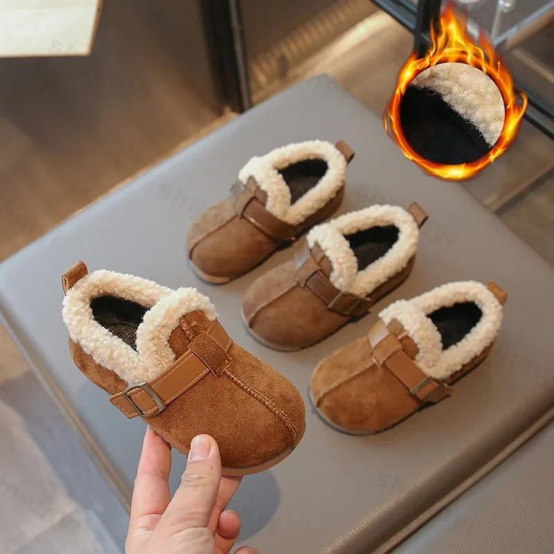

Теплые повседневные туфли с низким берцем в стиле ретро для мальчиков, зимняя детская мода 2025 года, универсальные плюшевые удобные хлопковые туфли без шнуровки