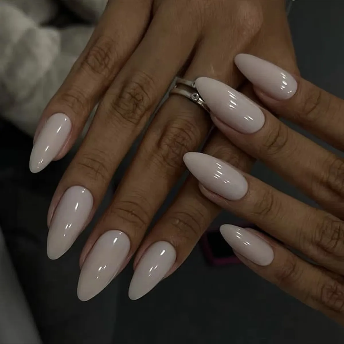 Pink Press on Nails Nude Color Short Square Fake Nails Full Cover Acrylic False Nails Tips for Women DIY Charm Manicure 24Pcs
