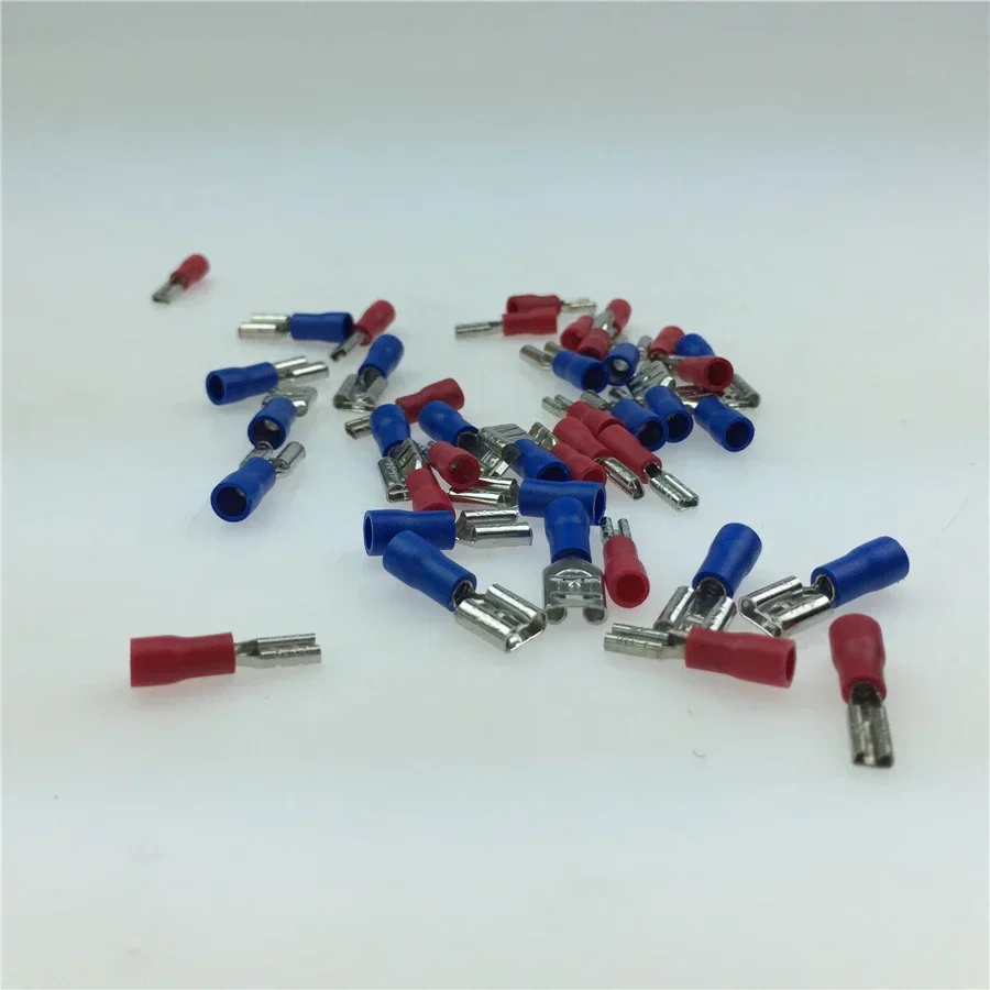 Auto parts car stereo speakers Speaker cord plug wholesale price