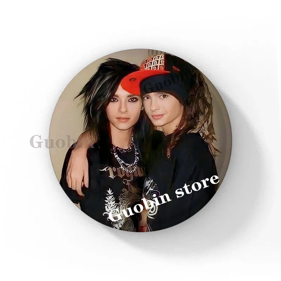 جديد ريترو روك باند توكيو فندق بيل كوليتز الوردي زر دبوس القوطية روك بروش شارة ظهره ديكور المشجعين جمع هدايا الحفلات #6