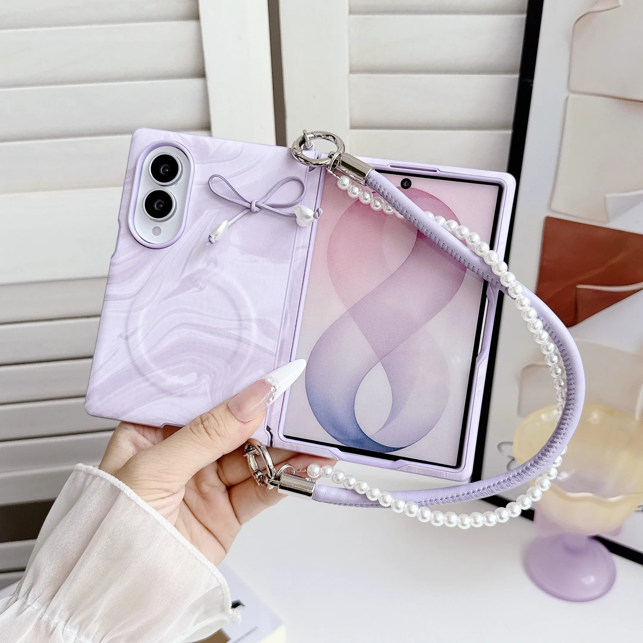 Pearl Wrist Lanyard Bowknot Magnetic Phone Case for Samsung Galaxy Z Fold8 Fold 8 Wide for Magsafe Shockproof Slim Cute Cover