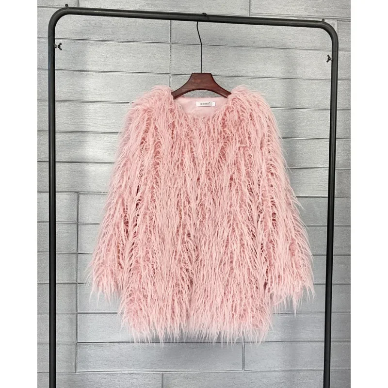 معطف فرو صناعي بلون سادة على الطراز الكوري لعام 2026 معطف نسائي متوسط الطول مصنوع من صوف الشاطئ المقلد وهو فردي وناعم #3